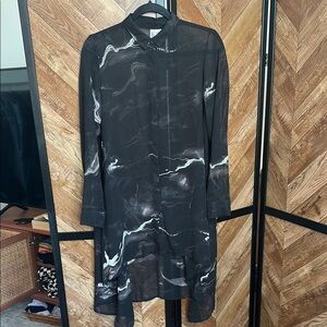 H&M Divided shear long sleeve button up flowy shirt